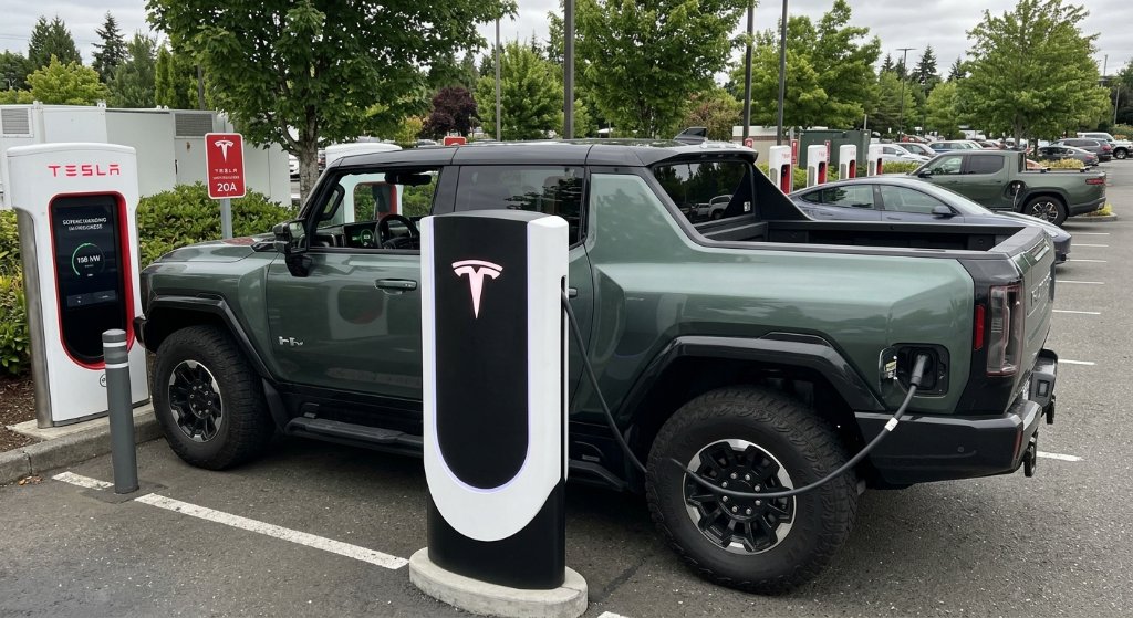 Ditching the Dongle: 2027 GMC Hummer EV Drops CCS for Native Tesla NACS Charging